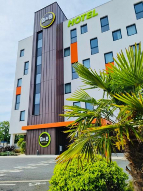 Гостиница B&B HOTEL La Roche-sur-Yon  Муийрон-Ле-Каптиф